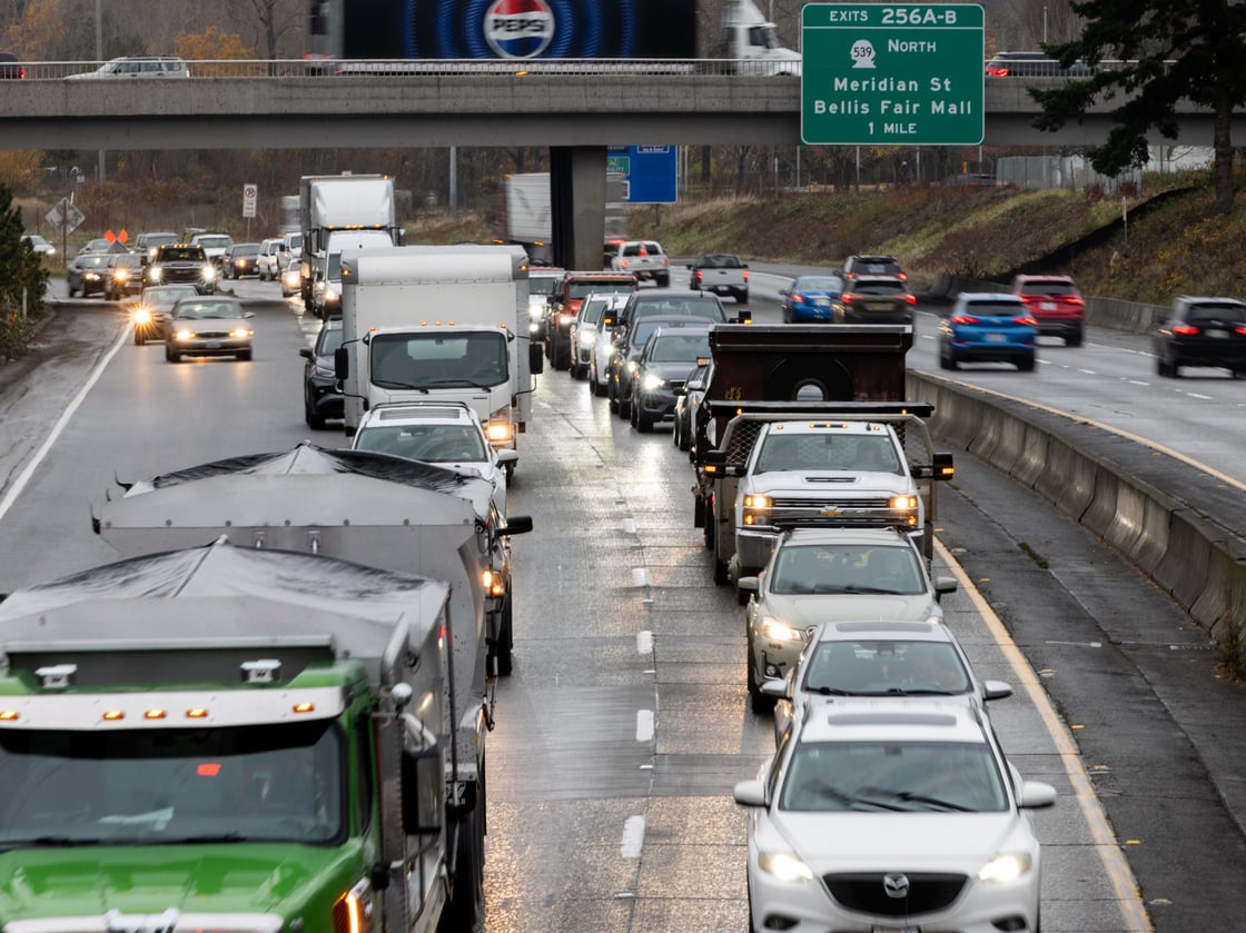 02-I5-Traffic-251125-FW