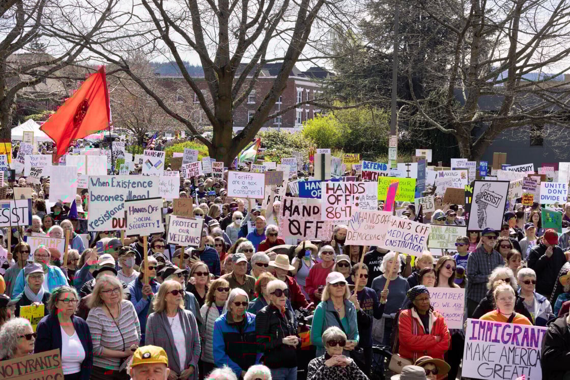 09-Hands-Off-Protest-20250405-SO-1536x1025