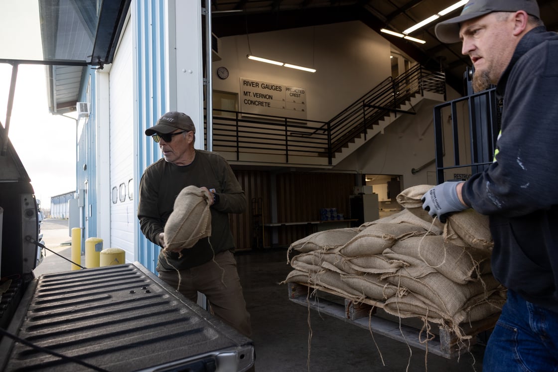 17-Skagit-Flood-251209-FW