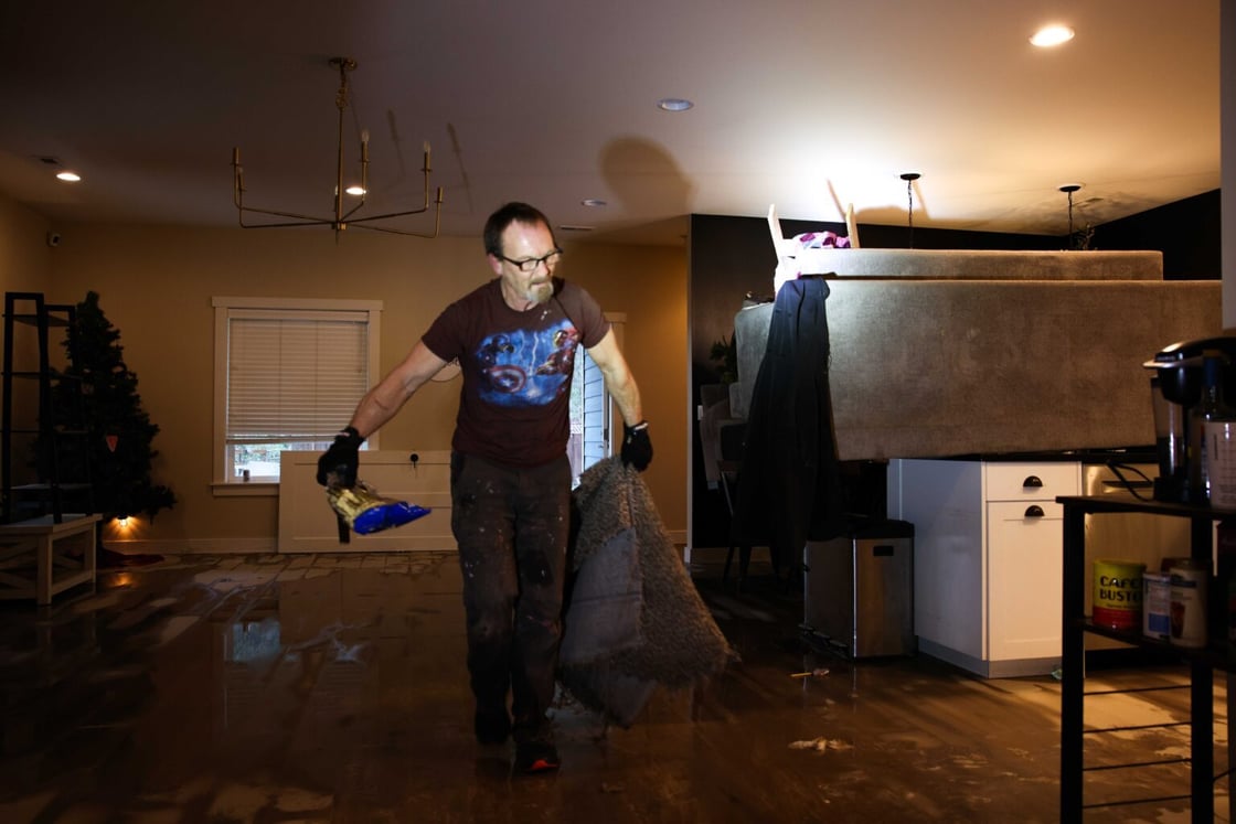 PSX_20251212_093954-1536x1025